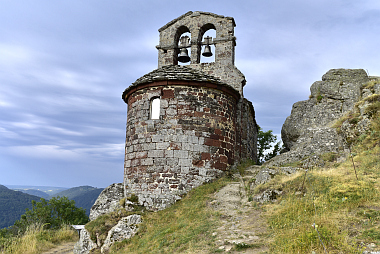 Rochegude Chapelle SaintJacques (24 photos) Auvergne romane